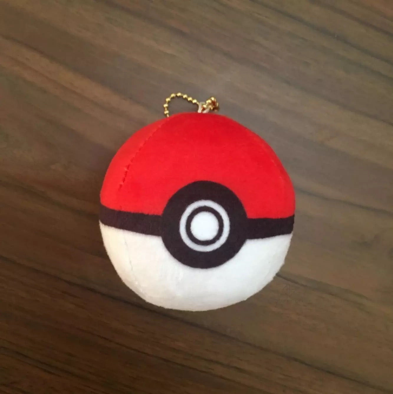 Pokémon: Pokéball Plush Keychain