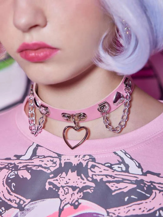 Gargantilla de cadena y corazón de anime