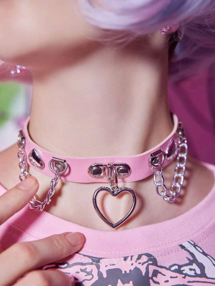 Gargantilla de cadena y corazón de anime