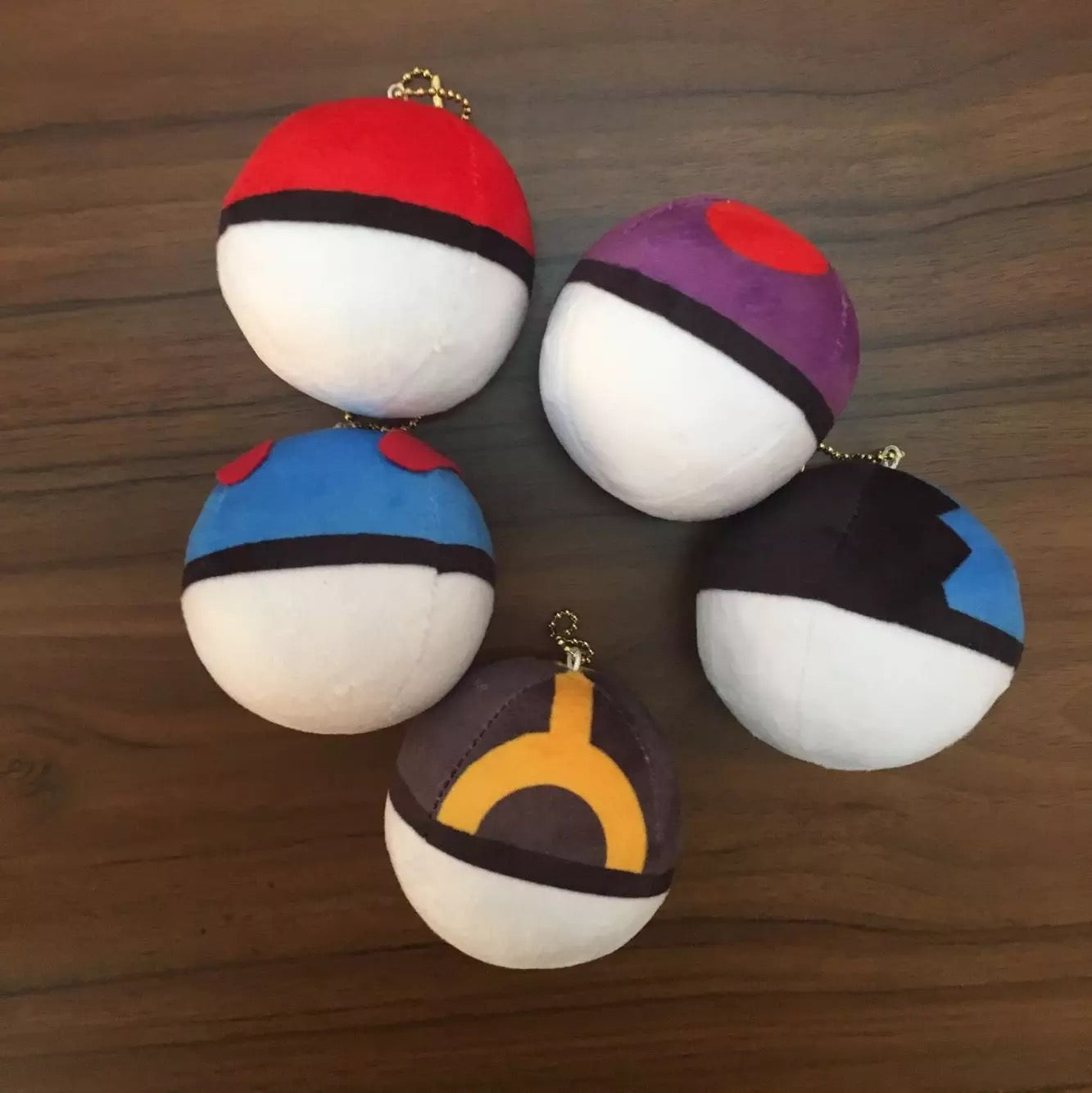Pokémon: Pokéball Plush Keychain