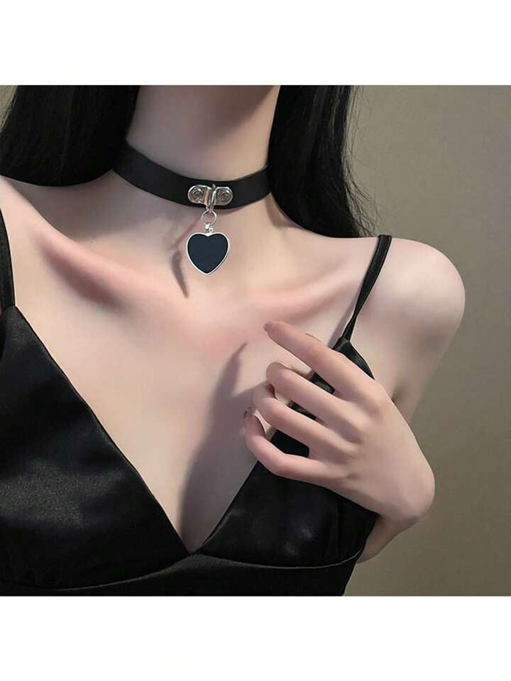 Black Heart Choker with Chain