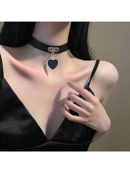 Black Heart Choker with Chain