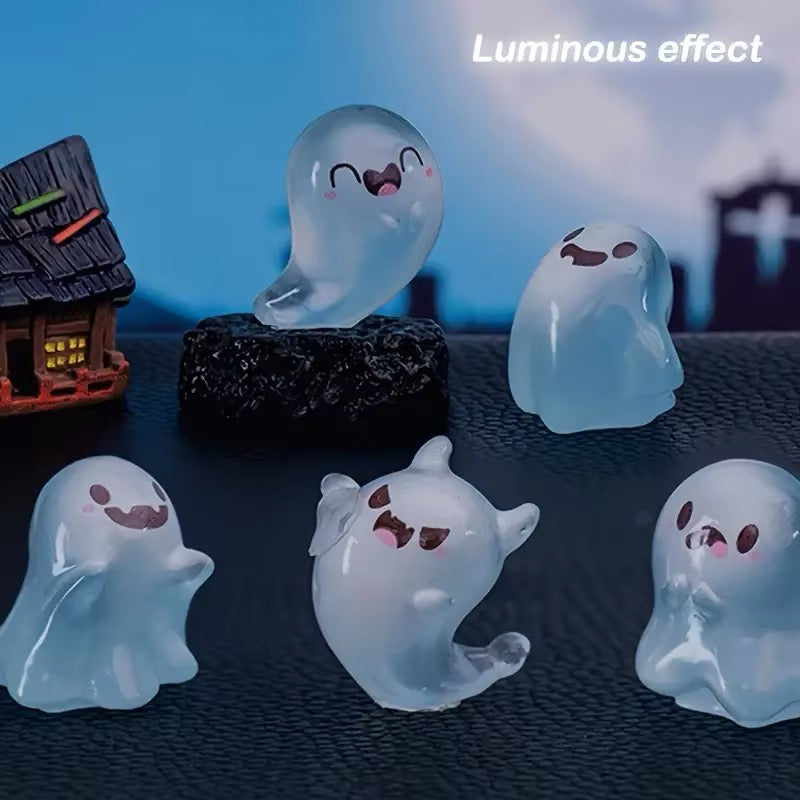 Mini Ghosts Resin Figures