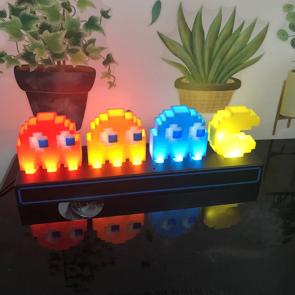 PAC-MAN Retro Gameroom Light