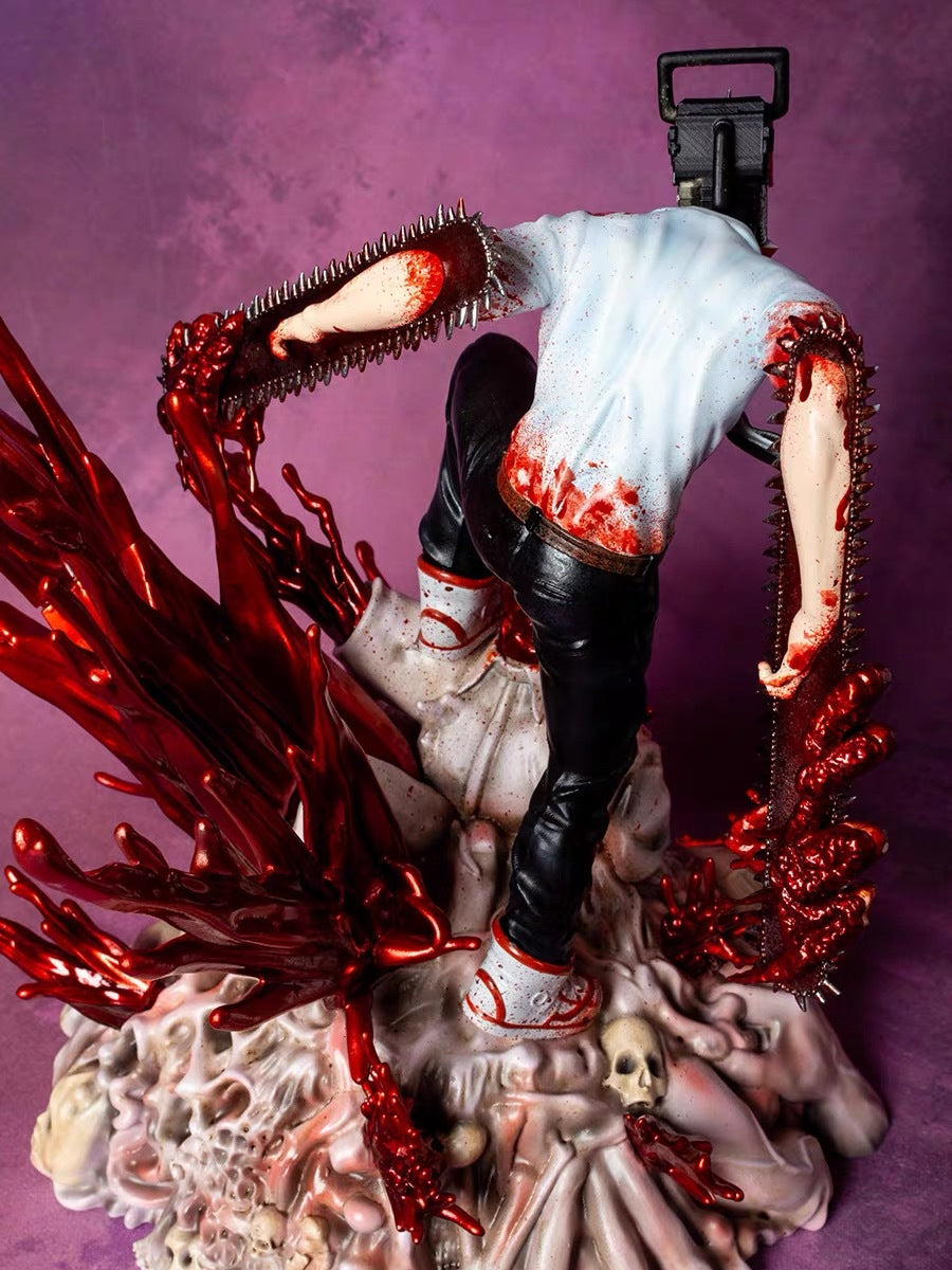 Chainsaw Man Figure