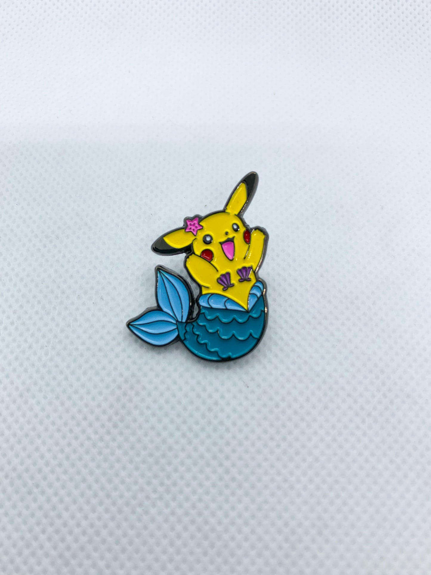 Alfileres / Broche de Pikachu